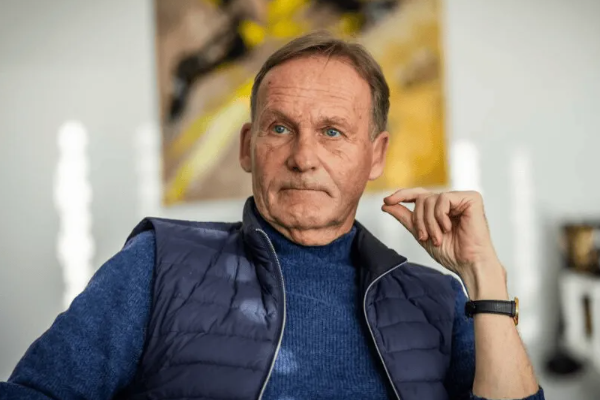 多特蒙德CEO瓦茨克:<a href=http://preschool.jianzhanzj.com/tag/qiudui.html target=_blank class=infotextkey>球隊</a>陣容充實但需在經(jīng)濟(jì)考量下做決策