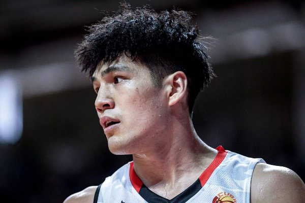 陳國(guó)豪低迷遭遇新秀阻擊！北控客場(chǎng)終結(jié)四連敗